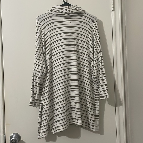 Lou & Grey Cowl Neck Sweater in Cream and Gray Stripes Size S - Picture 3 of 7